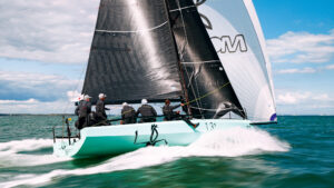 5 Expert Tips: Your complete guide to mainsail trimming