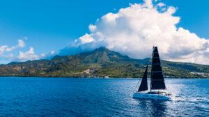 4 options for sailing around the world (from easy to adventurer)